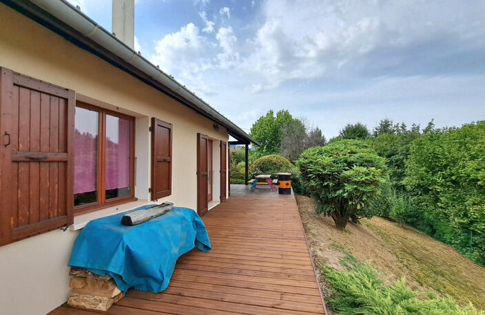 SAINT BERON, Maison quasi de plain-pied avec combles aménagés et sous-sol complet — photo 3