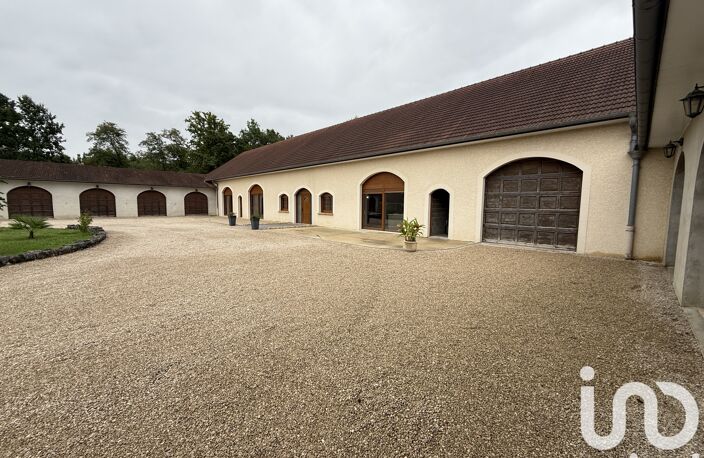 Vente Domaine 7 pièces — photo 2