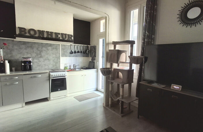 Appartement T3 avec cour privative — photo 4