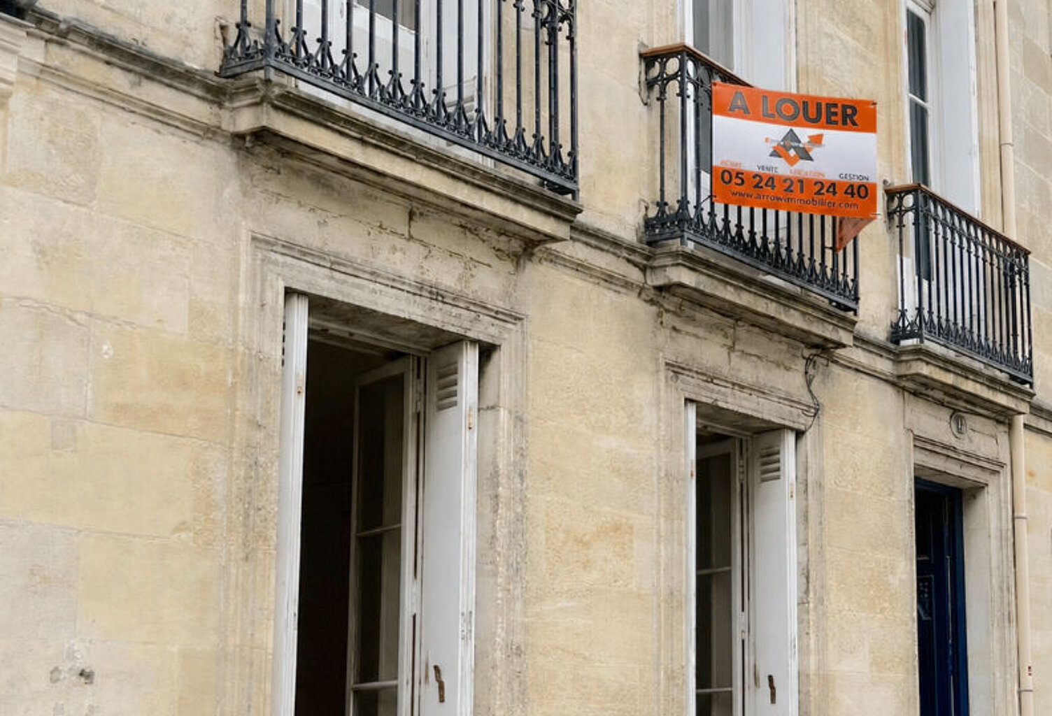 A LOUER MAISON DE VILLE DE 7 PIÈCES AVEC CAVE ET TERRASSE - BORDEAUX QUARTIER  SAINT JEAN ET SACRE COEUR — photo 1