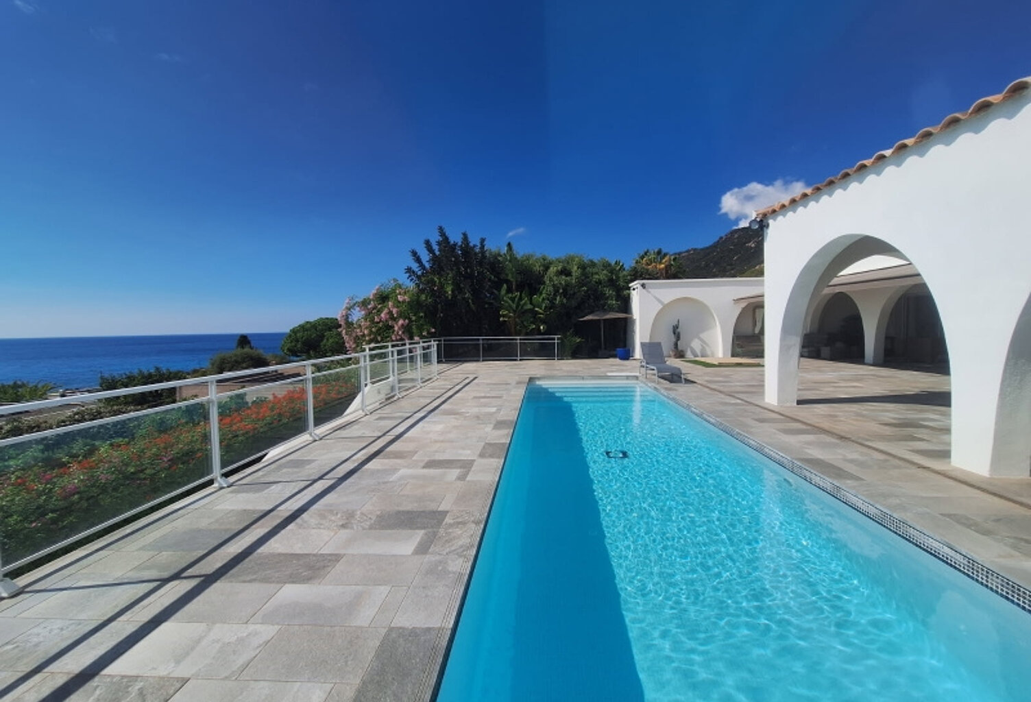 Villa de charme 300 m2 route des Sanguinaires avec vue mer e — photo 1