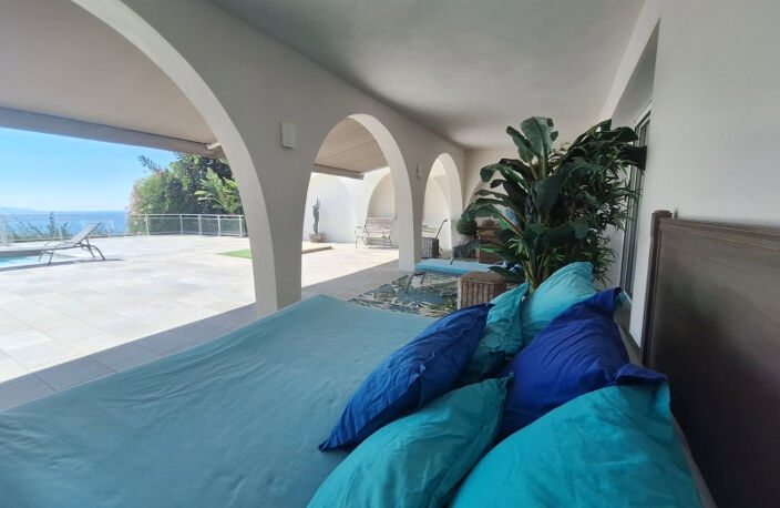 Villa de charme 300 m2 route des Sanguinaires avec vue mer e — photo 2