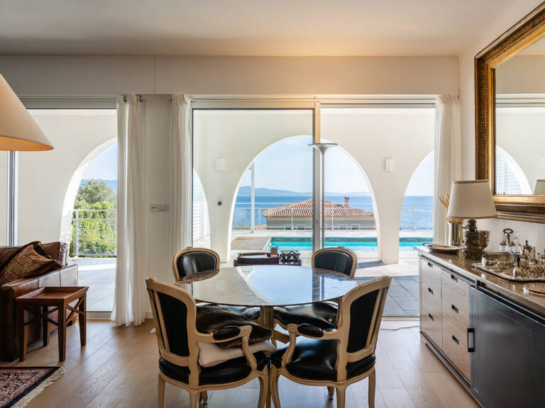 Villa de charme 300 m2 route des Sanguinaires avec vue mer e — photo 1