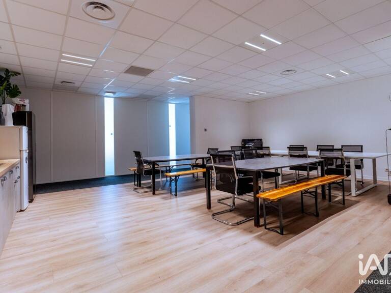 Location Bureaux 50 m&sup2; — photo 1