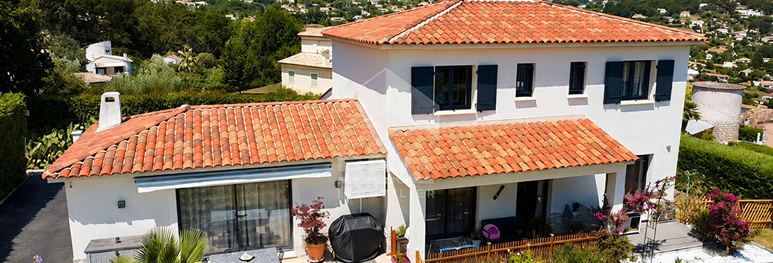 Maison 5 Pièces 158 m² à vendre à Vence (06140)