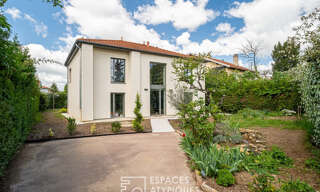 Maison 5 Pièces 215 m² à louer à Bron (69500)