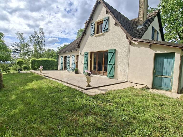 Bien rare ! Maison familiale sans vis-à-vis sur 4 000 m² de terrain — photo 1