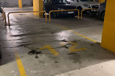 Garage  108 €