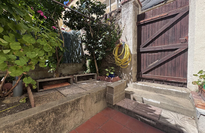 Port-Vendres : appartement de 5 pièce avec jardin et cour en vente — photo 5
