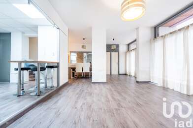 Appartement 4 pièces 190000 €