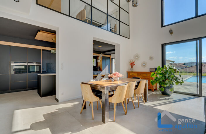 Propriété de prestige avec piscine et 2 studios indépendants — photo 4