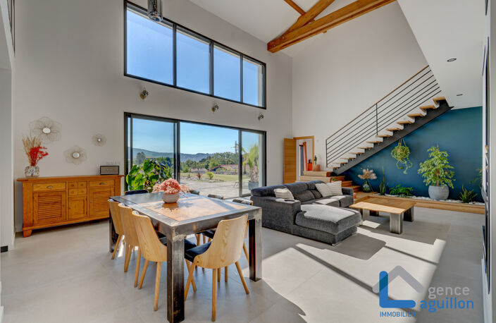Propriété de prestige avec piscine et 2 studios indépendants — photo 5