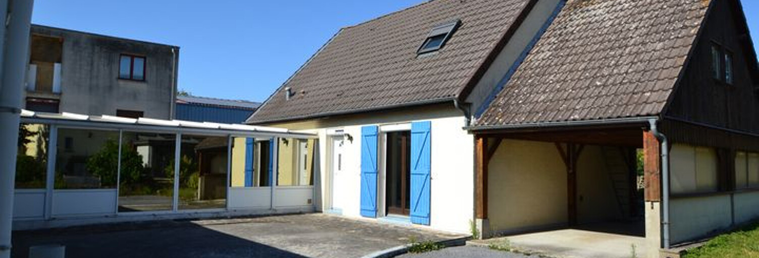 Commerce  154 m² à louer à Moussy-le-Neuf (77230)