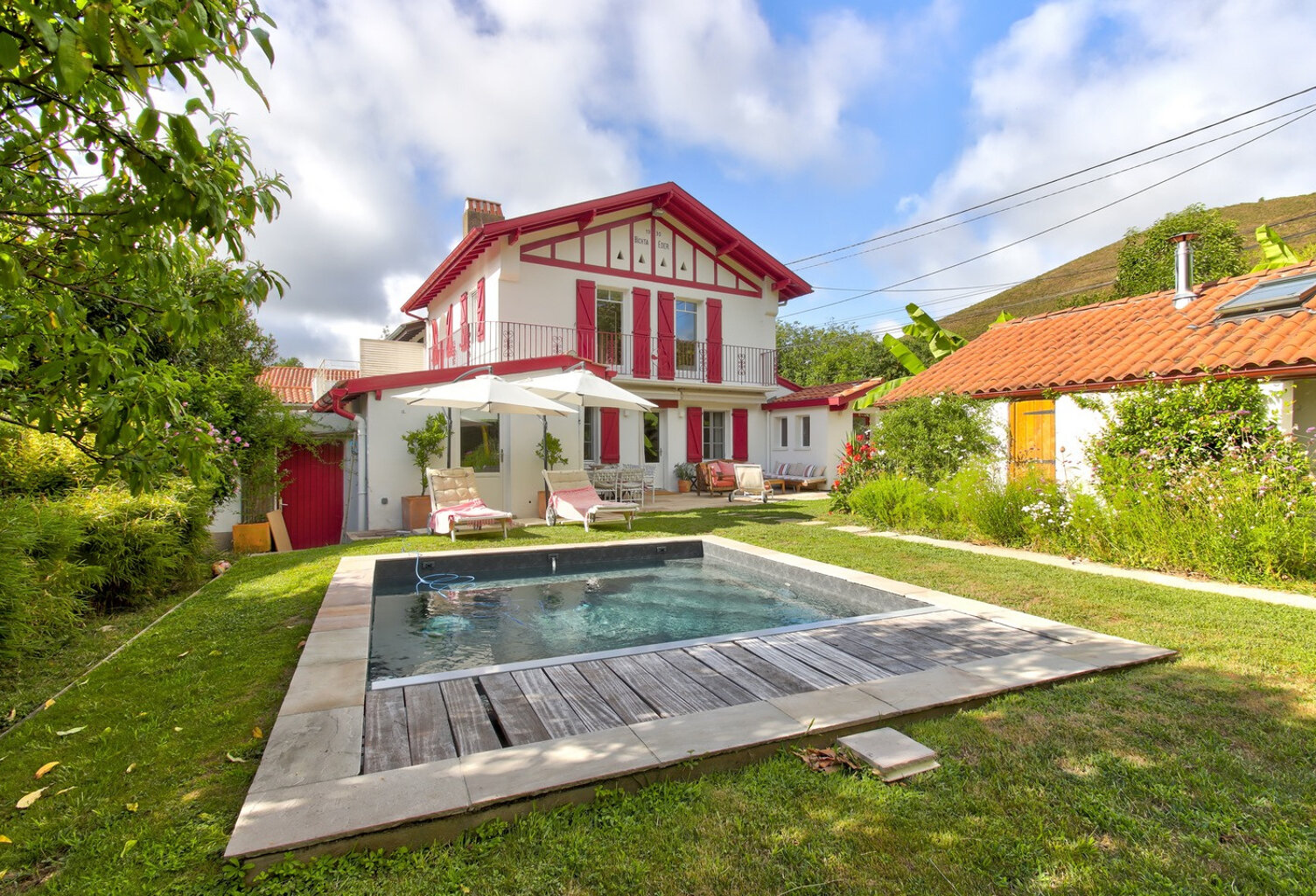 Maison avec dépendances vue sur montagne la Rhune — photo 1