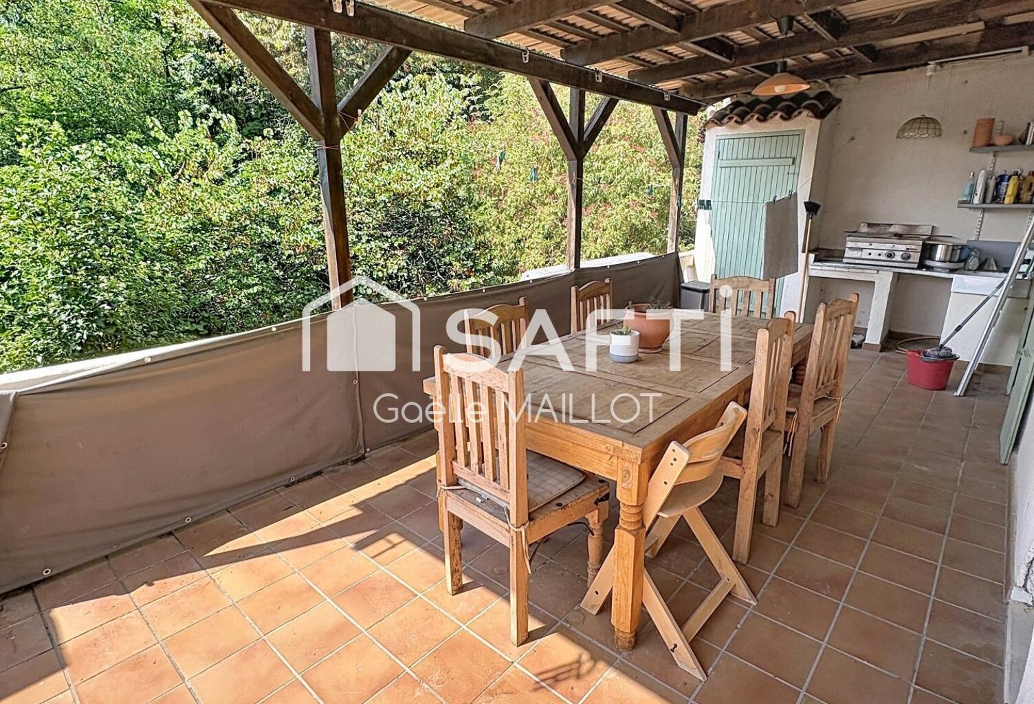 Grande maison avec terrasse. — photo 1