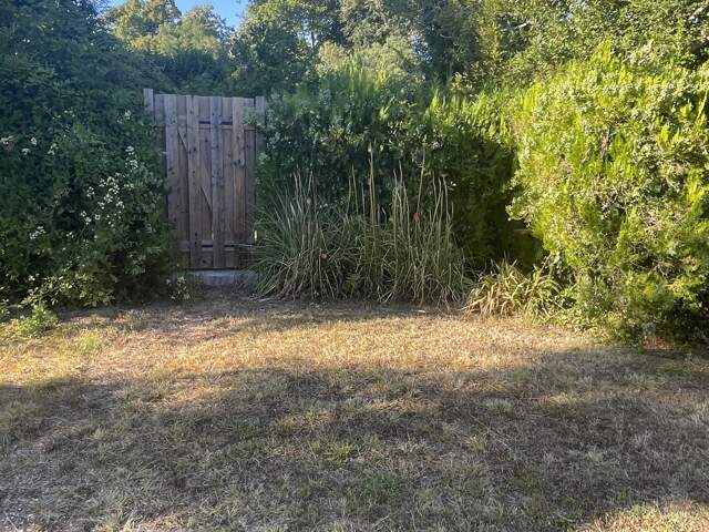 Vente Terrain à bâtir 900 m&sup2; — photo du bien