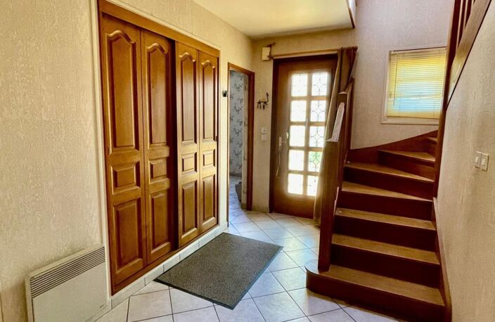 Maison familiale 7 pièces sur sous-sol — photo 4
