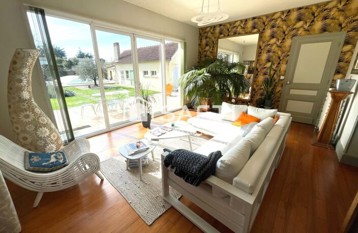 Maison Bourgeoise 6 chambres 260m² avec piscine — photo 3