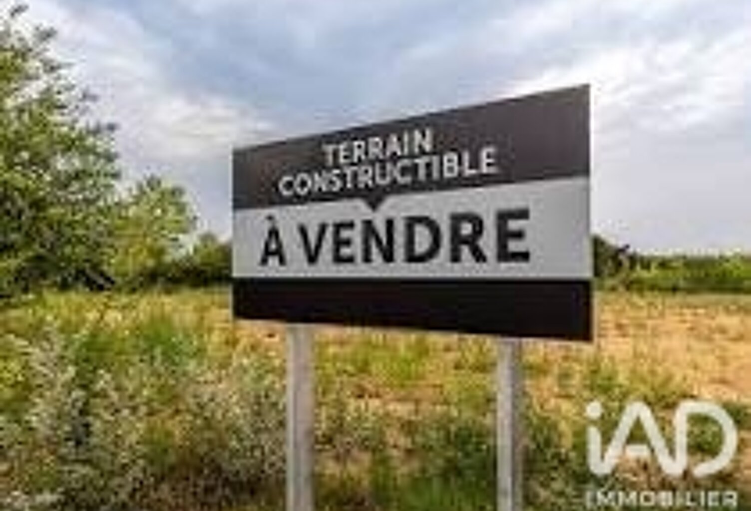 Vente Terrain 1 591 m&sup2; — photo 1