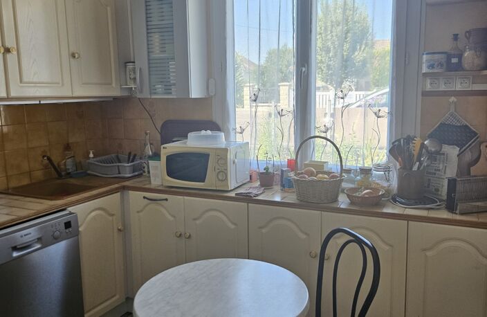 Vente Maison/villa 3 pièces — photo 2