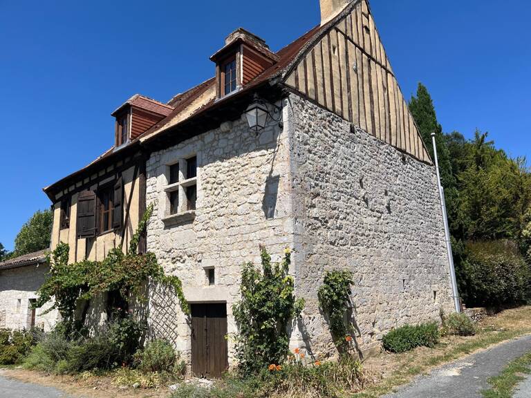 Maison en pierre. — photo 1