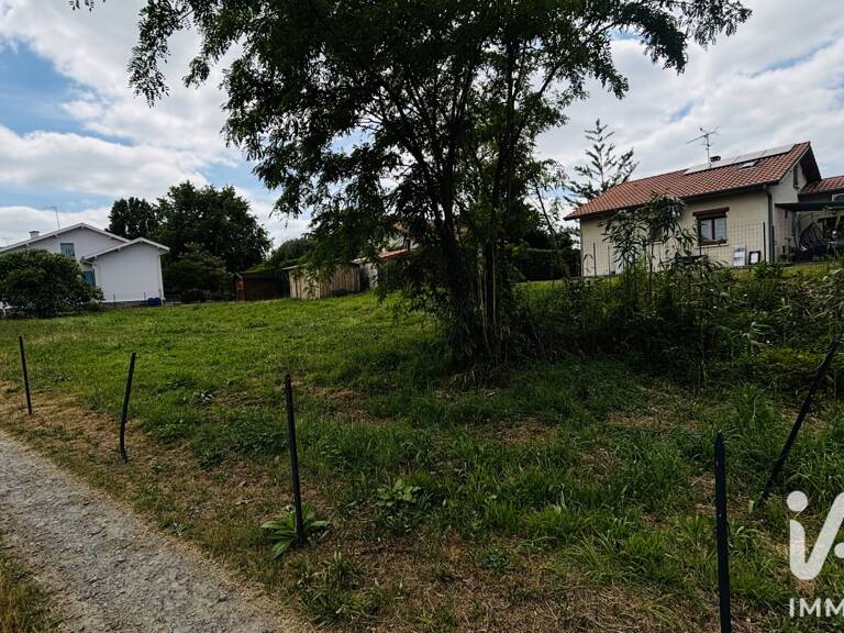 Vente Terrain à bâtir 700 m&sup2; — photo 1