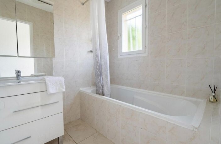 Maison 3 chambres avec jardin proche Cavignac — photo 4
