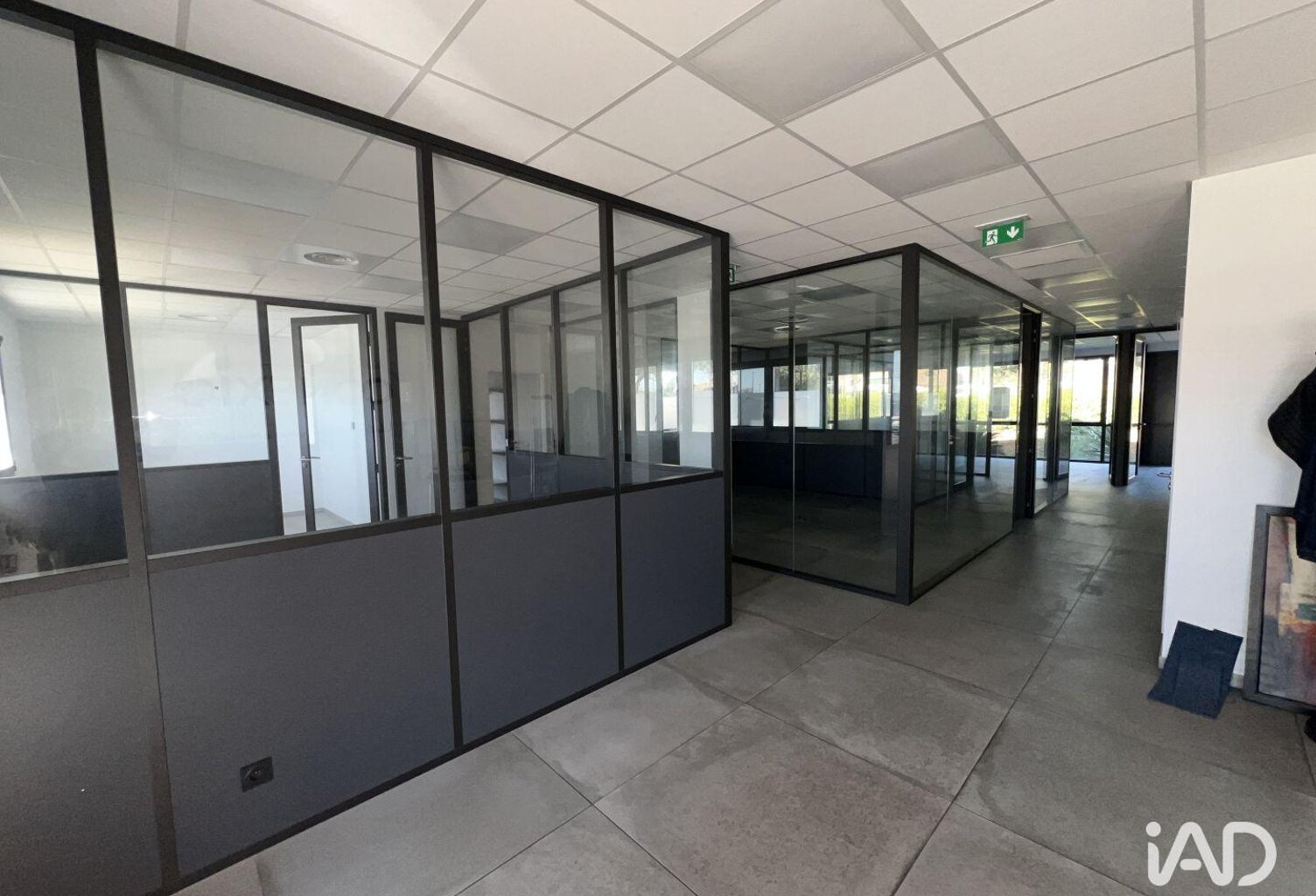 Location Bureaux 200 m&sup2; — photo 1