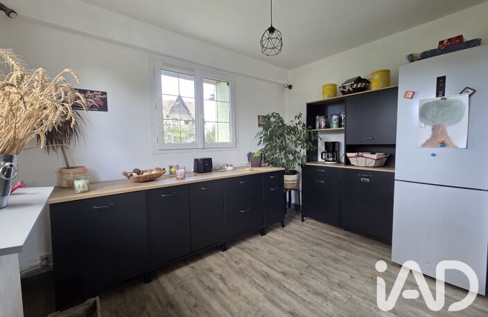 Vente Maison/villa 8 pièces — photo 2