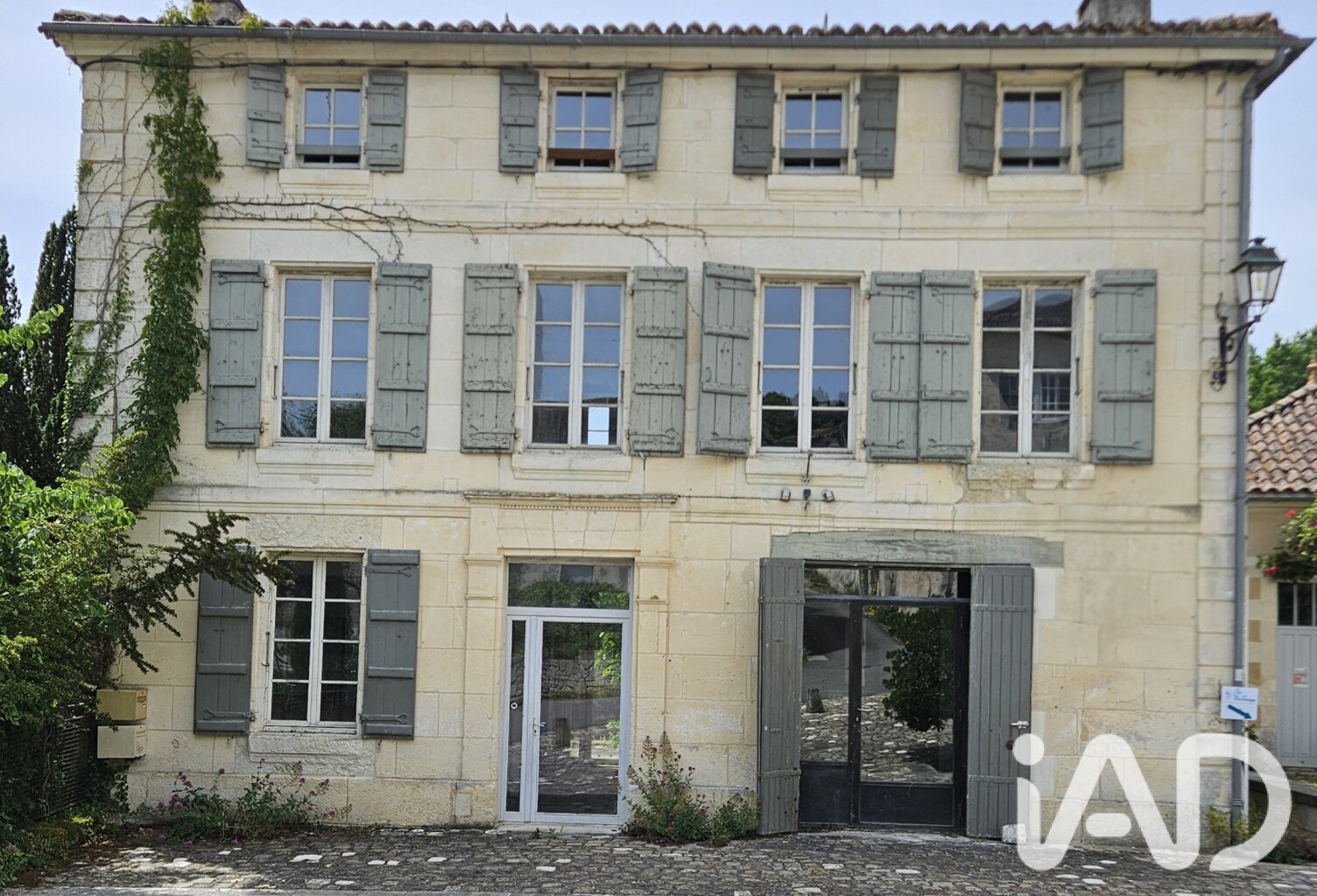 Vente Immeuble 378 m&sup2; — photo 1