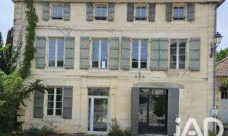 Immeuble  378 m² à vendre à Saint-Sauvant (17610)