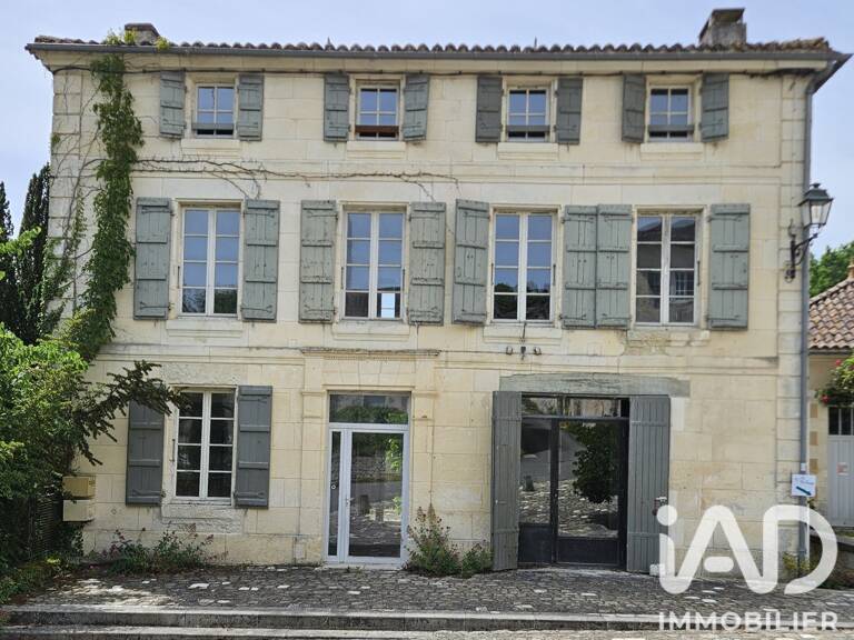 Vente Immeuble 378 m&sup2; — photo 1