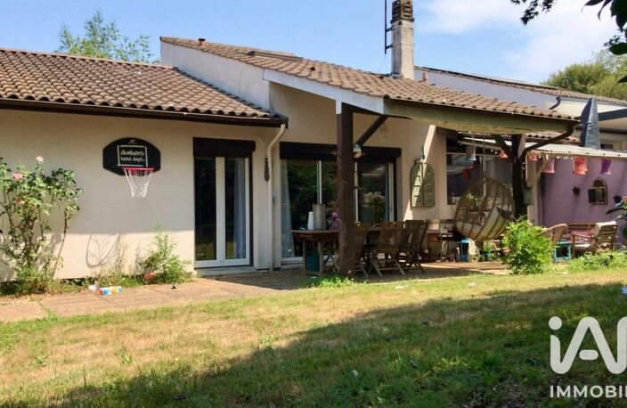Vente Maison/villa 7 pièces — photo 2