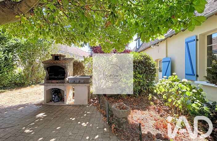 Vente Maison/villa 9 pièces — photo 2
