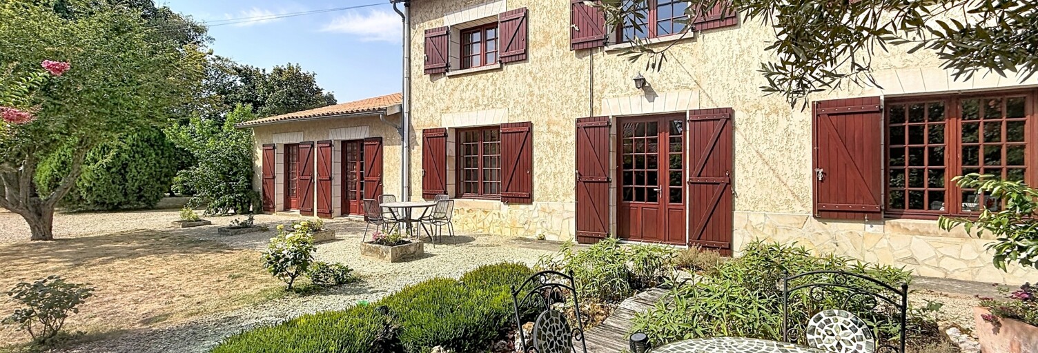 Maison 5 Pièces 121 m² à vendre à Saint-Martin-la-Pallu (86380)