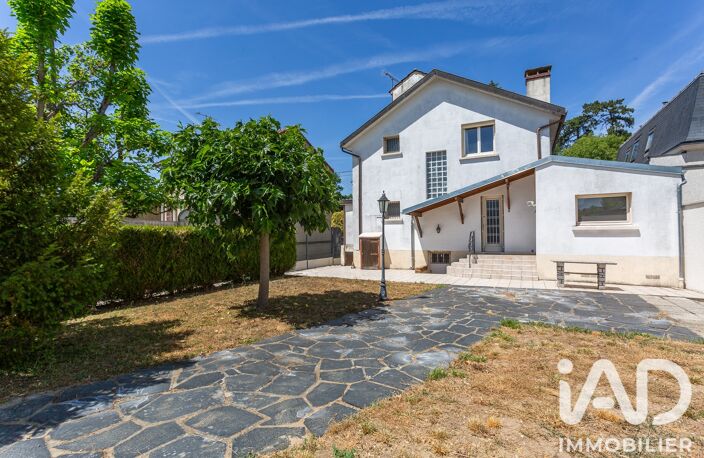 Vente Maison/villa 7 pièces — photo 2