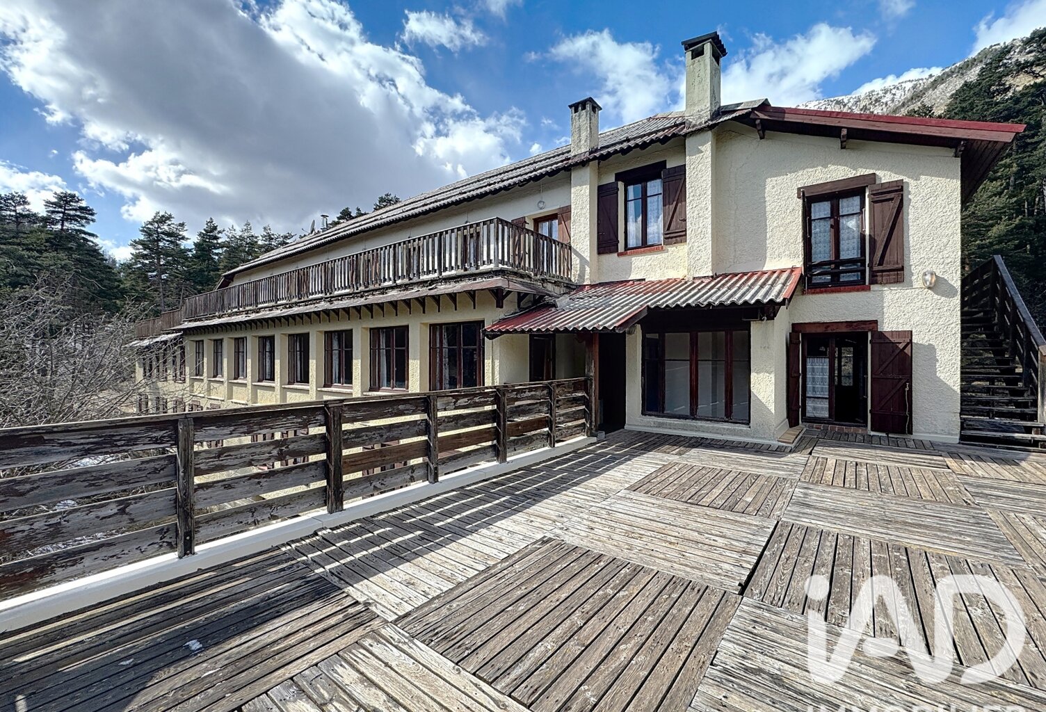 Vente Boutique/Local commercial 1 963 m&sup2; — photo 1