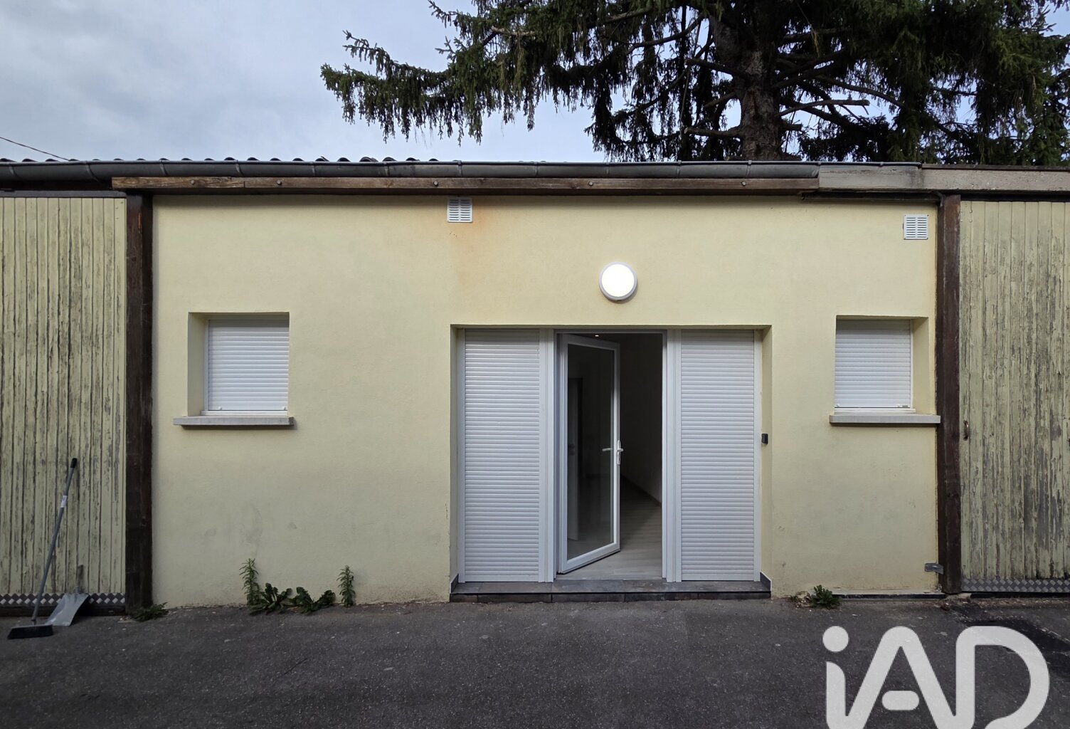 Vente Boutique/Local commercial 28 m&sup2; — photo 1