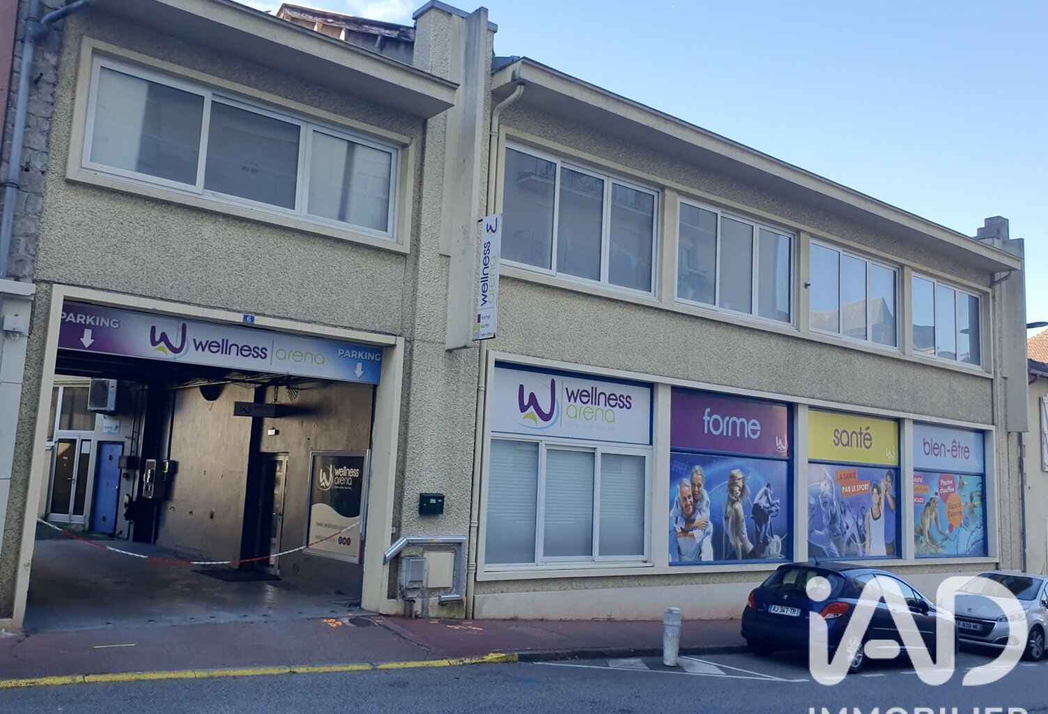 Vente Boutique/Local commercial 1 400 m&sup2; — photo 1