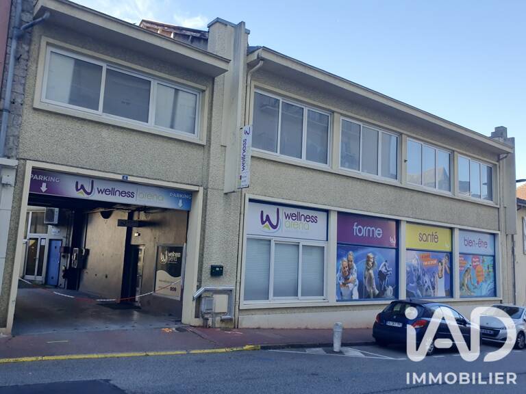 Vente Boutique/Local commercial 1 400 m&sup2; — photo 1