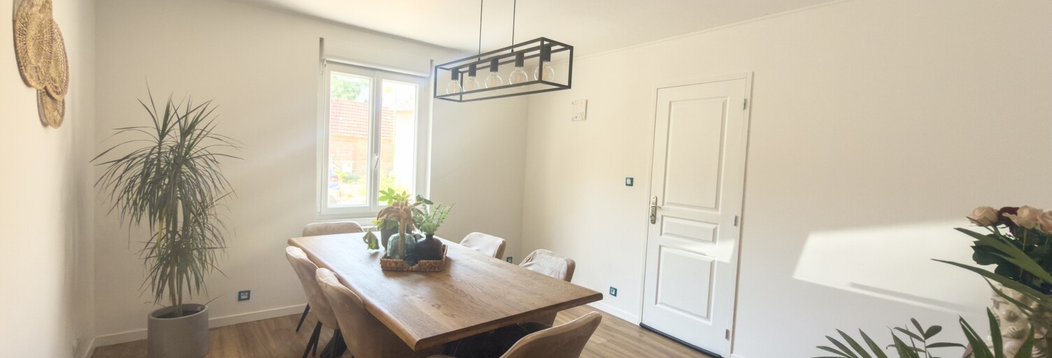 Maison 6 Pièces 110 m² à vendre à Pont-Saint-Pierre (27360)