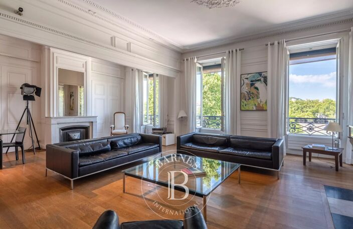 LYON 6 - Quai Sarrail - Appartement T4 de 182,55m² - 3 chambres - 2 caves - local à vélos - garage en sus — photo 3