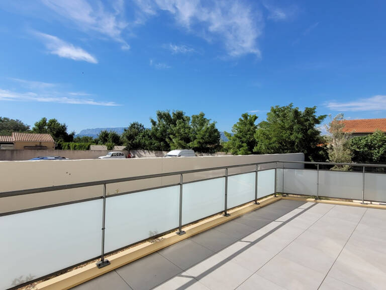 T4 Trets résidence neuve terrasse Jardin — photo 1