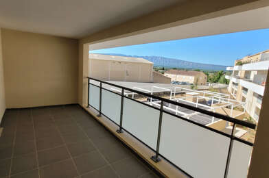 Appartement 3 pièces 973 €