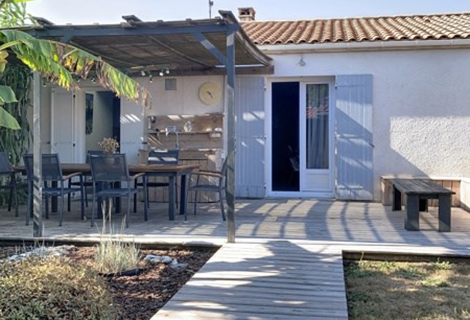 Vente maison 4 pièces 103 m² Saint-Pierre-d'Oléron (17310) — photo 1