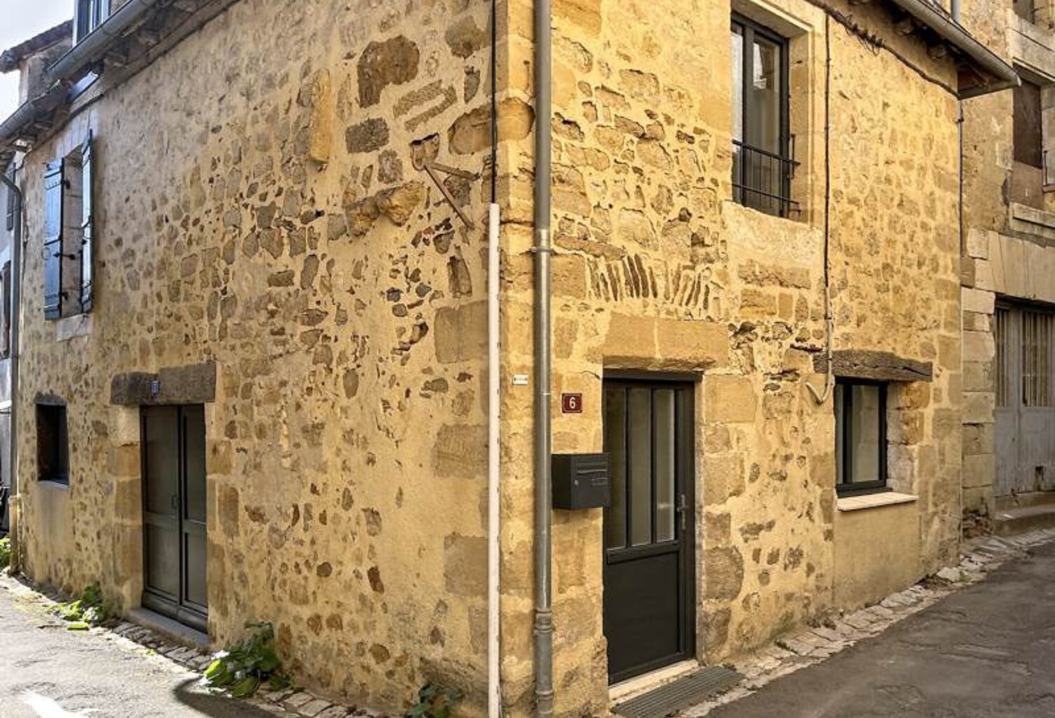 Vente maison 3 pièces 76 m² Thiviers (24800) — photo 1