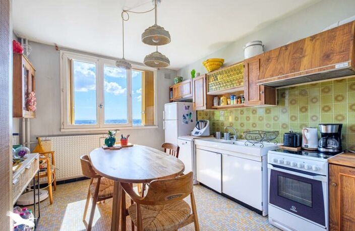 Vente appartement 5 pièces 93 m² La Mulatière (69350) — photo 2