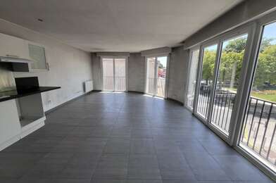 Appartement 3 pièces 104300 €