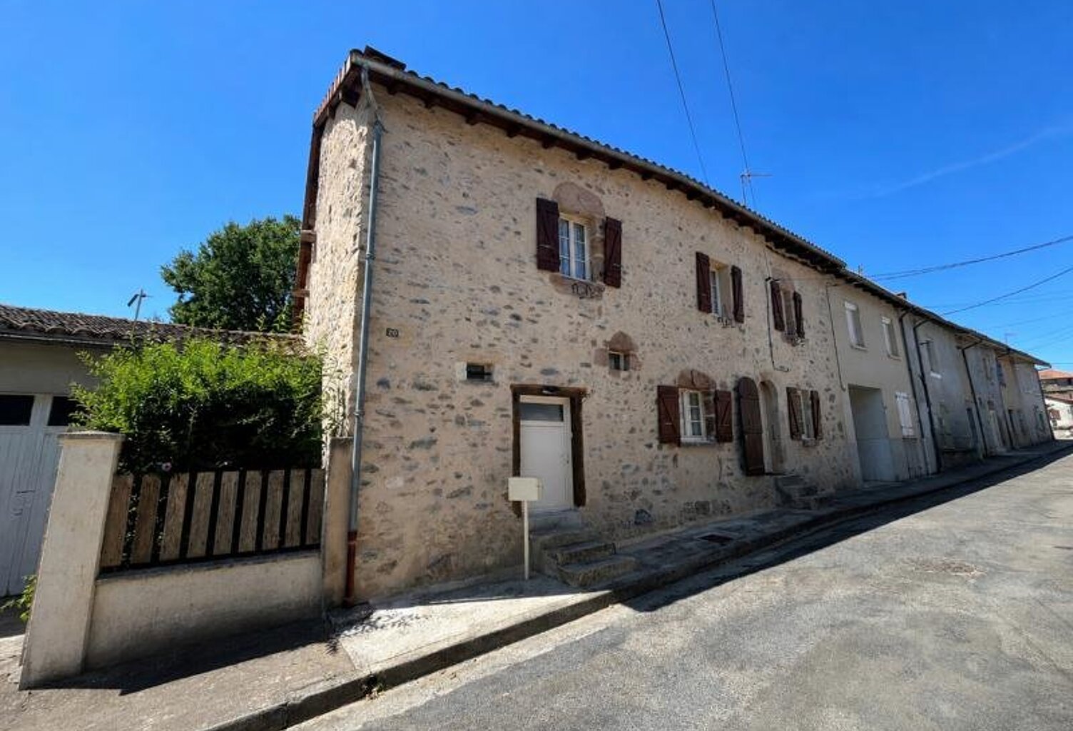 Maison de bourg de 5 pièces principales — photo 1