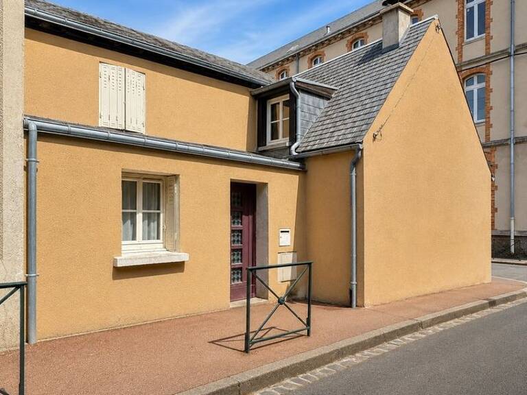 Maison de ville avec potentiel - Hyper-centre d'Étampes — photo 1